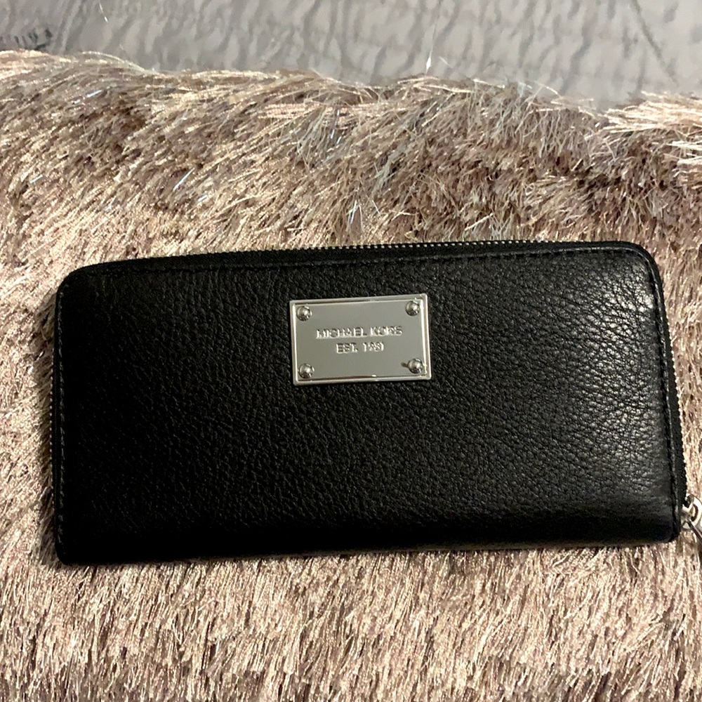 Michael Kors wallet black with silver tone metal accents BRAND NEW